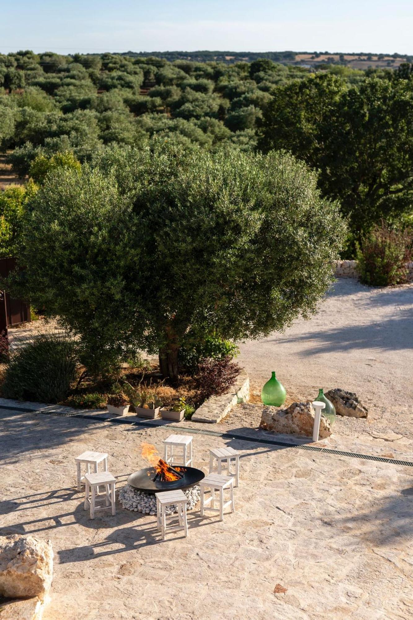 Trullo Perla Greta - Luxury Country Villa & Private Heated Pool Алберобело Екстериор снимка