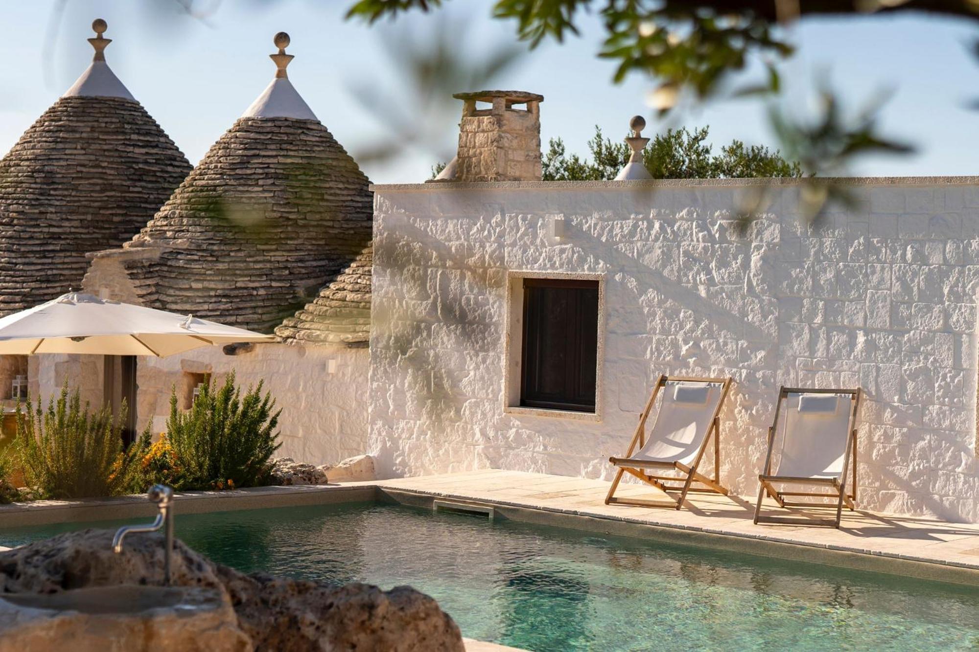 Trullo Perla Greta - Luxury Country Villa & Private Heated Pool Алберобело Екстериор снимка