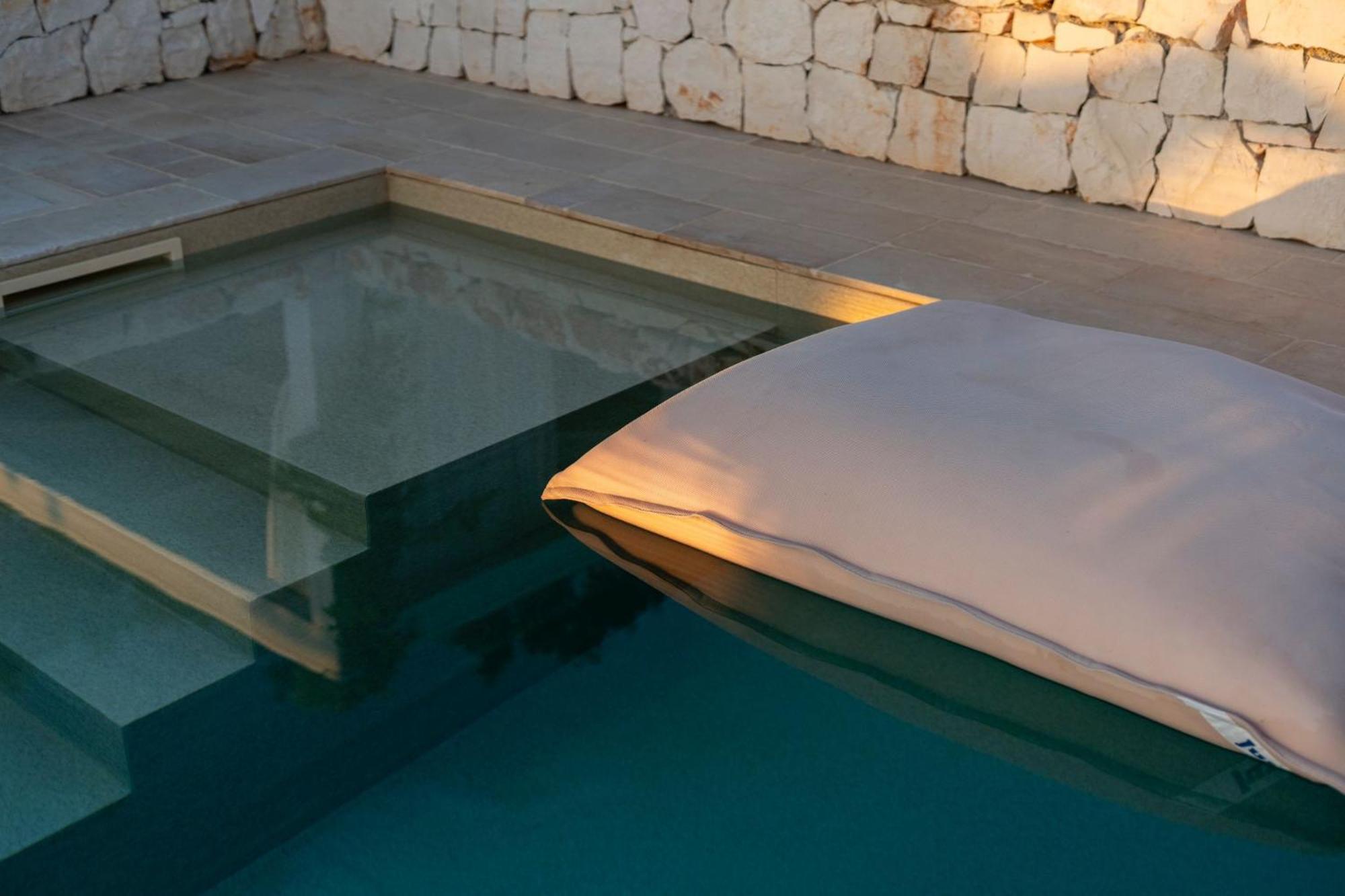 Trullo Perla Greta - Luxury Country Villa & Private Heated Pool Алберобело Екстериор снимка