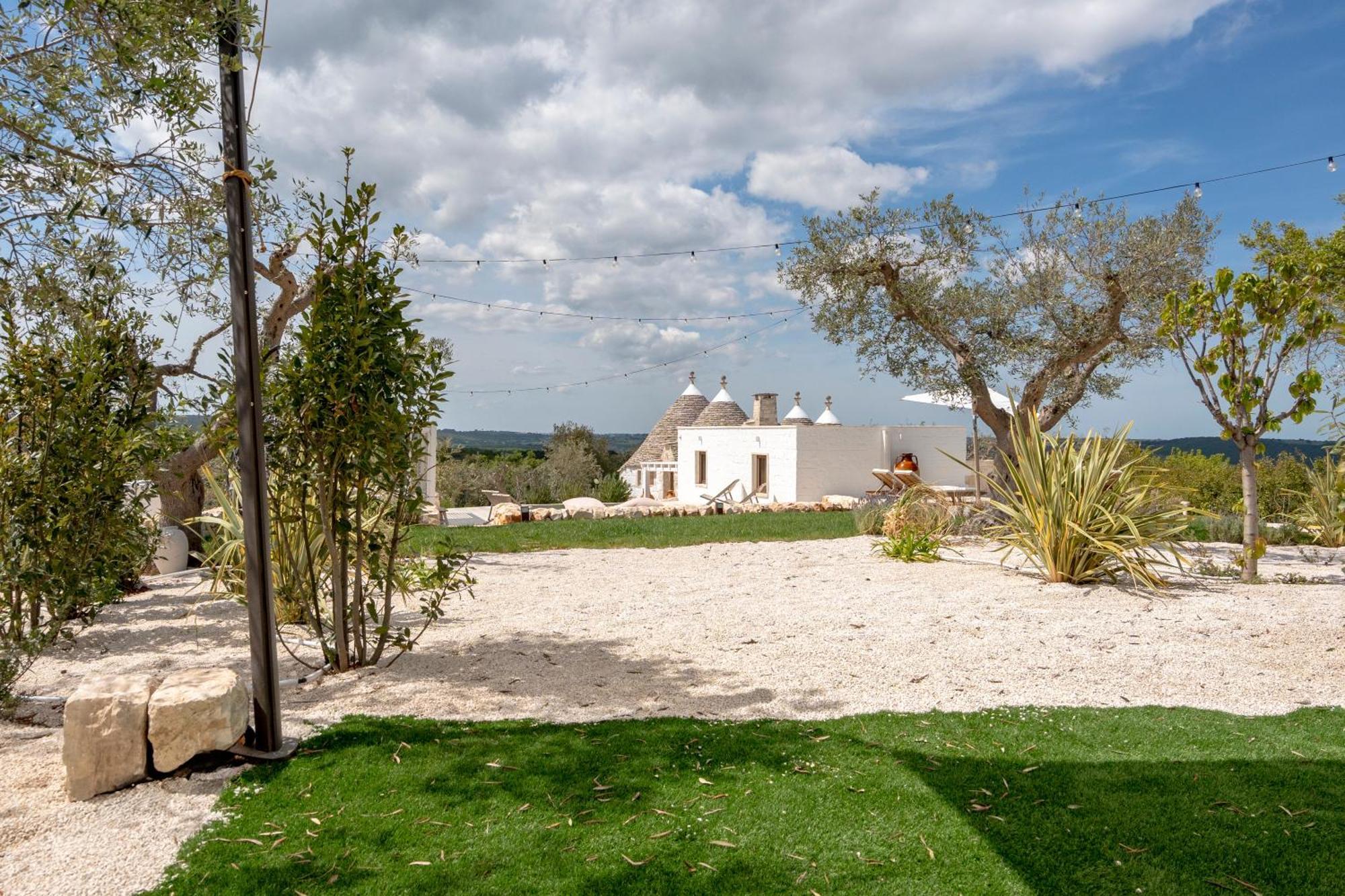 Trullo Perla Greta - Luxury Country Villa & Private Heated Pool Алберобело Екстериор снимка
